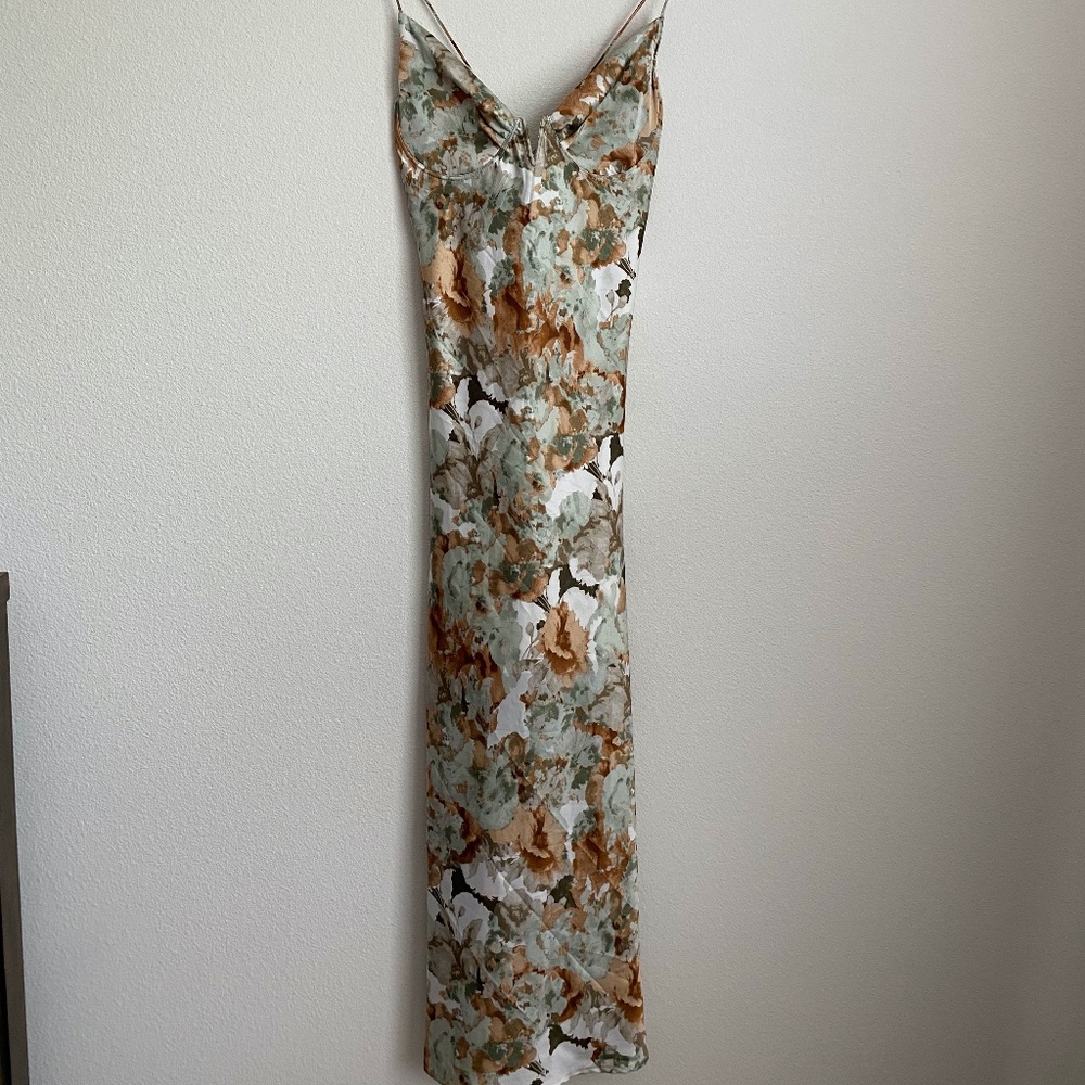 NWT Vici Floral Backless Dress - Green and Brown